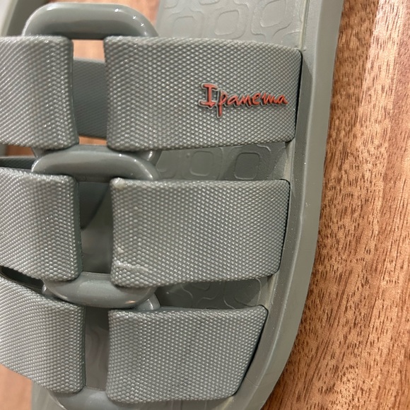 Ipanema Olive Green Slippers - Picture 3 of 6